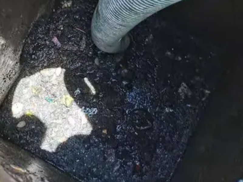 乌鲁木齐乌昌路附近清掏化粪池疏通污水管道